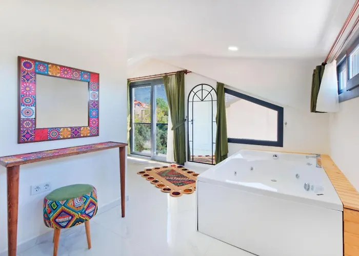 Ovacik 3 Bedroom With Private Pool Hot Tub * Fethiye