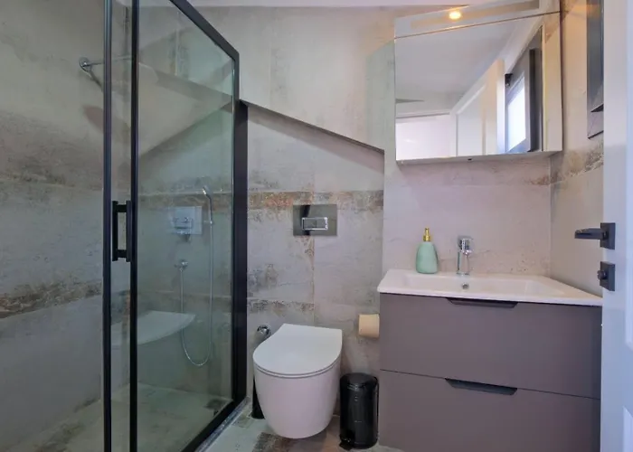 Villa 3 Bedroom With Private Pool Hot Tub Fethiye