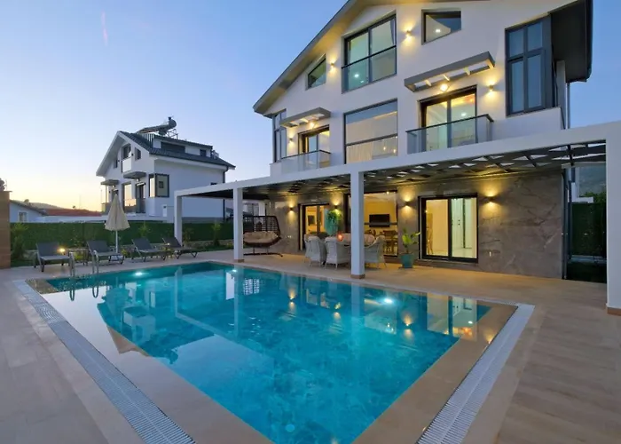 Villa Ovacik 3 Bedroom With Private Pool Hot Tub *