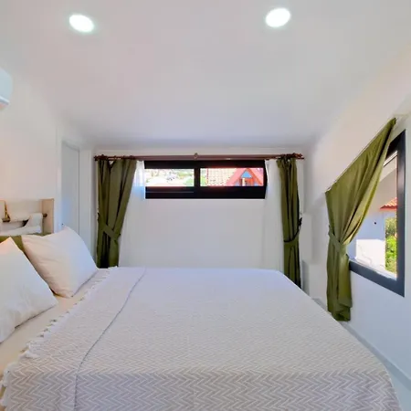 Ovacik 3 Bedroom With Private Pool Hot Tub 페티예