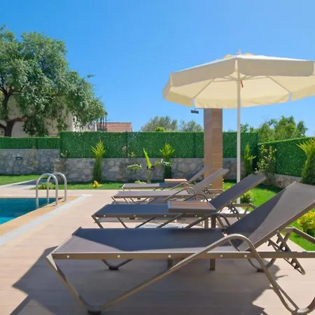 Ovacik 3 Bedroom With Private Pool Hot Tub 빌라 *