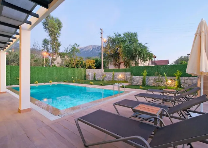 3 Bedroom With Private Pool Hot Tub Villa